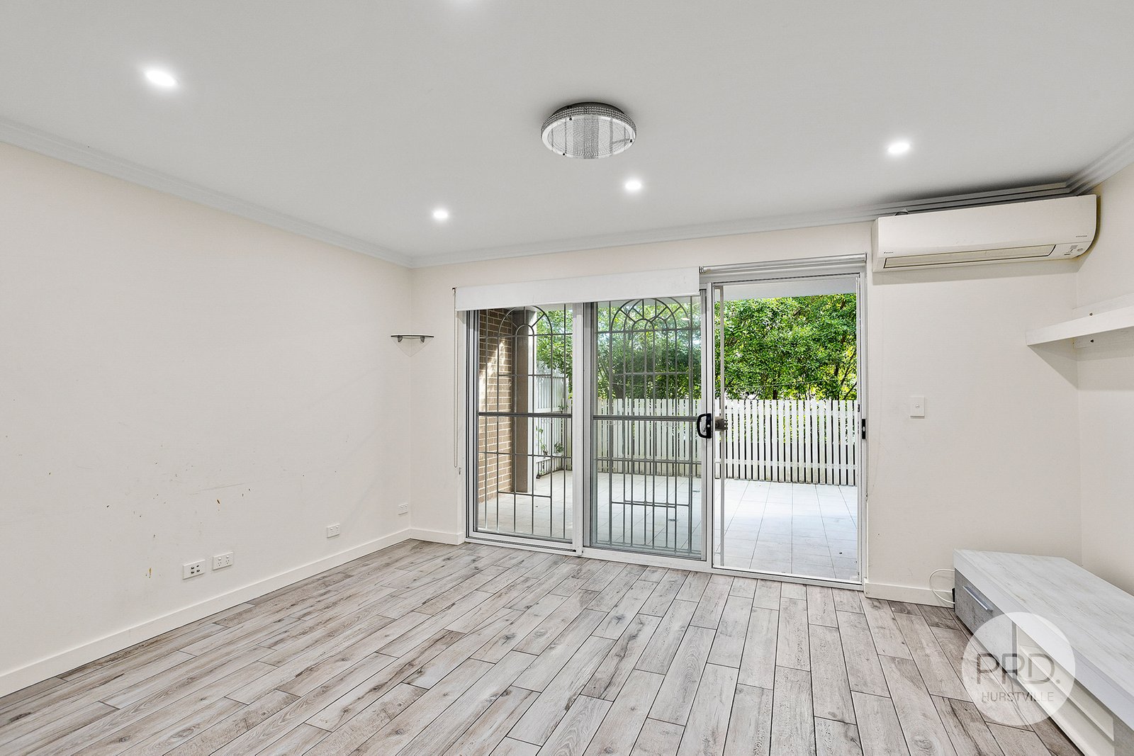 10/31-33 Second Avenue CAMPSIE 2