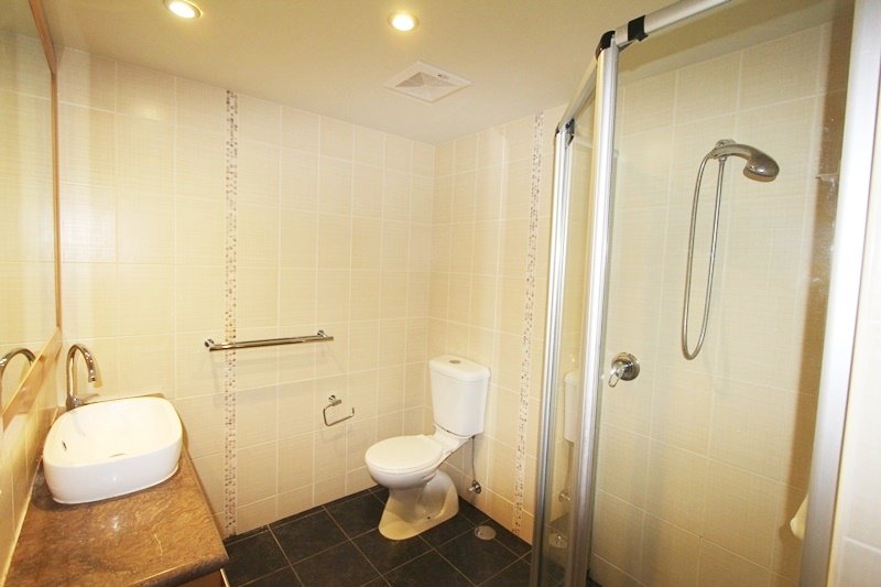 10/31 Railway Street SOUTHPORT 8