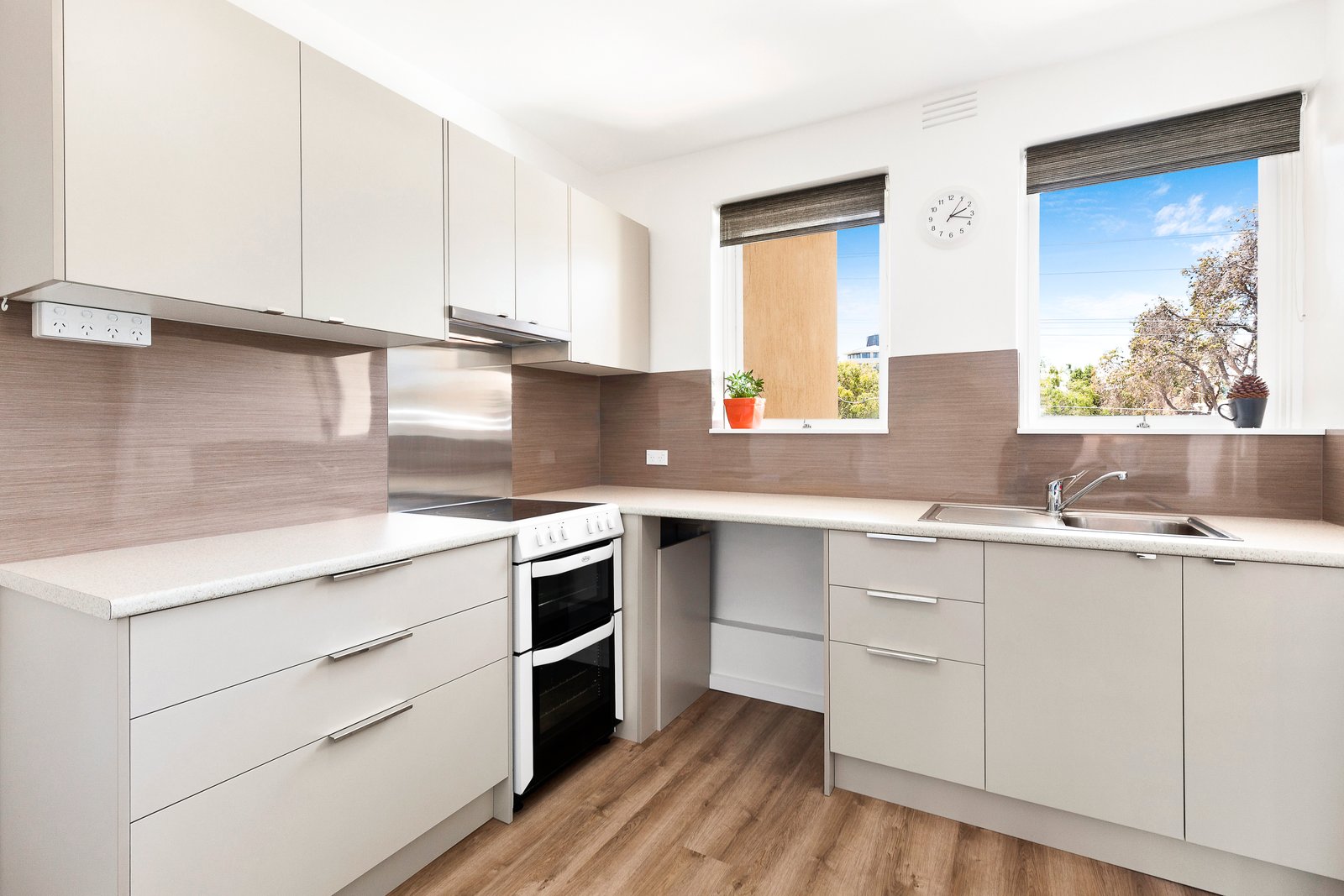 Gallery: 10/31 York Street