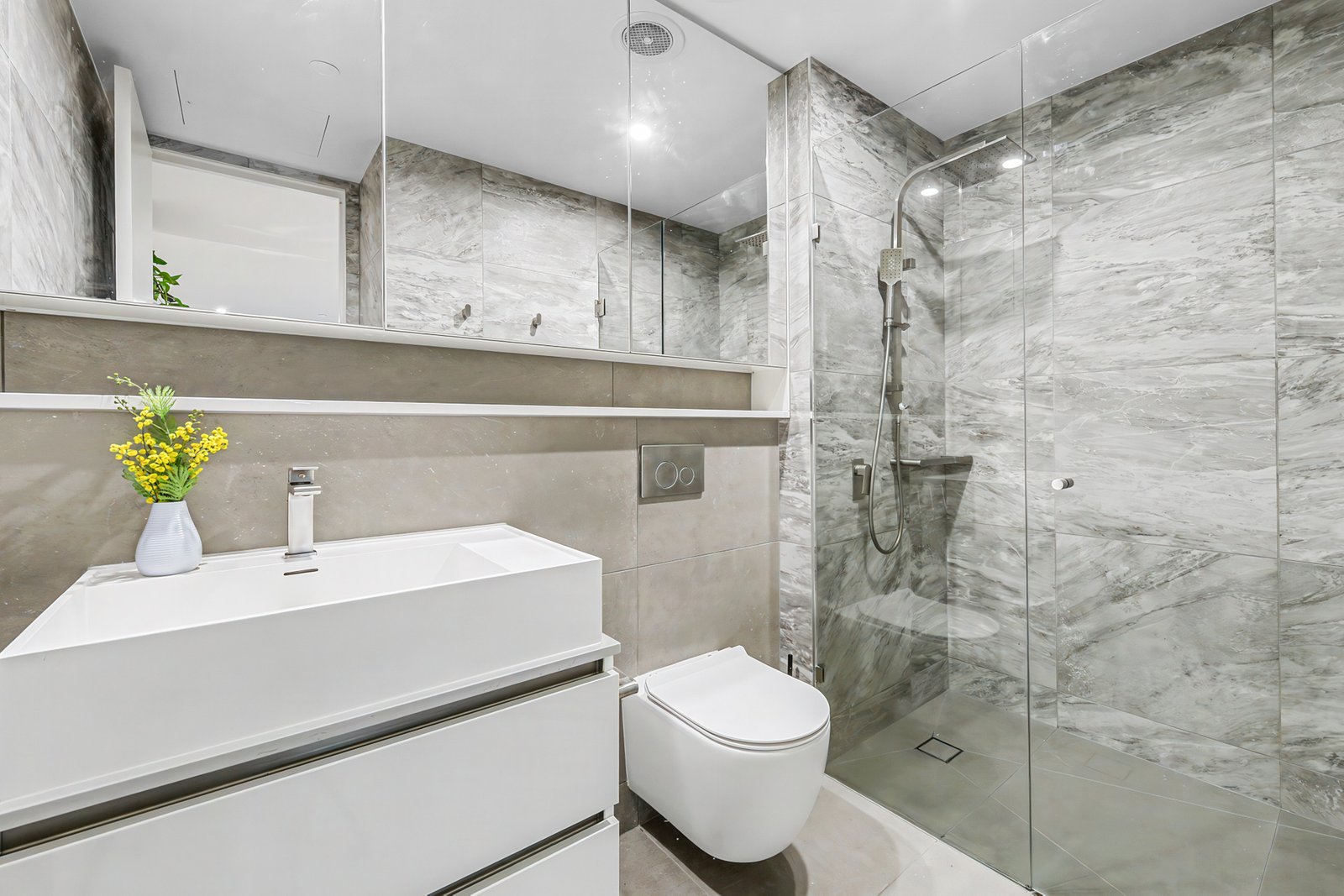 Gallery: 103/10 Lilydale Grove