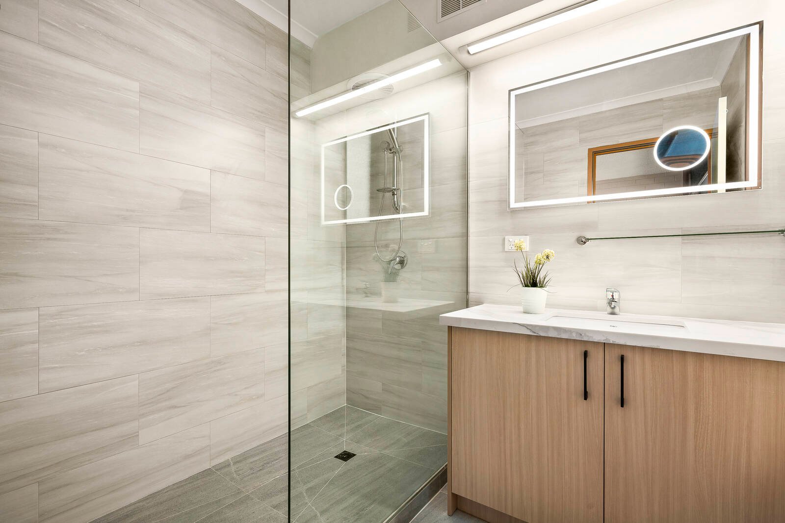 Real Estate and Property in 10/312-328 Dryburgh Street, North Melbourne, VIC