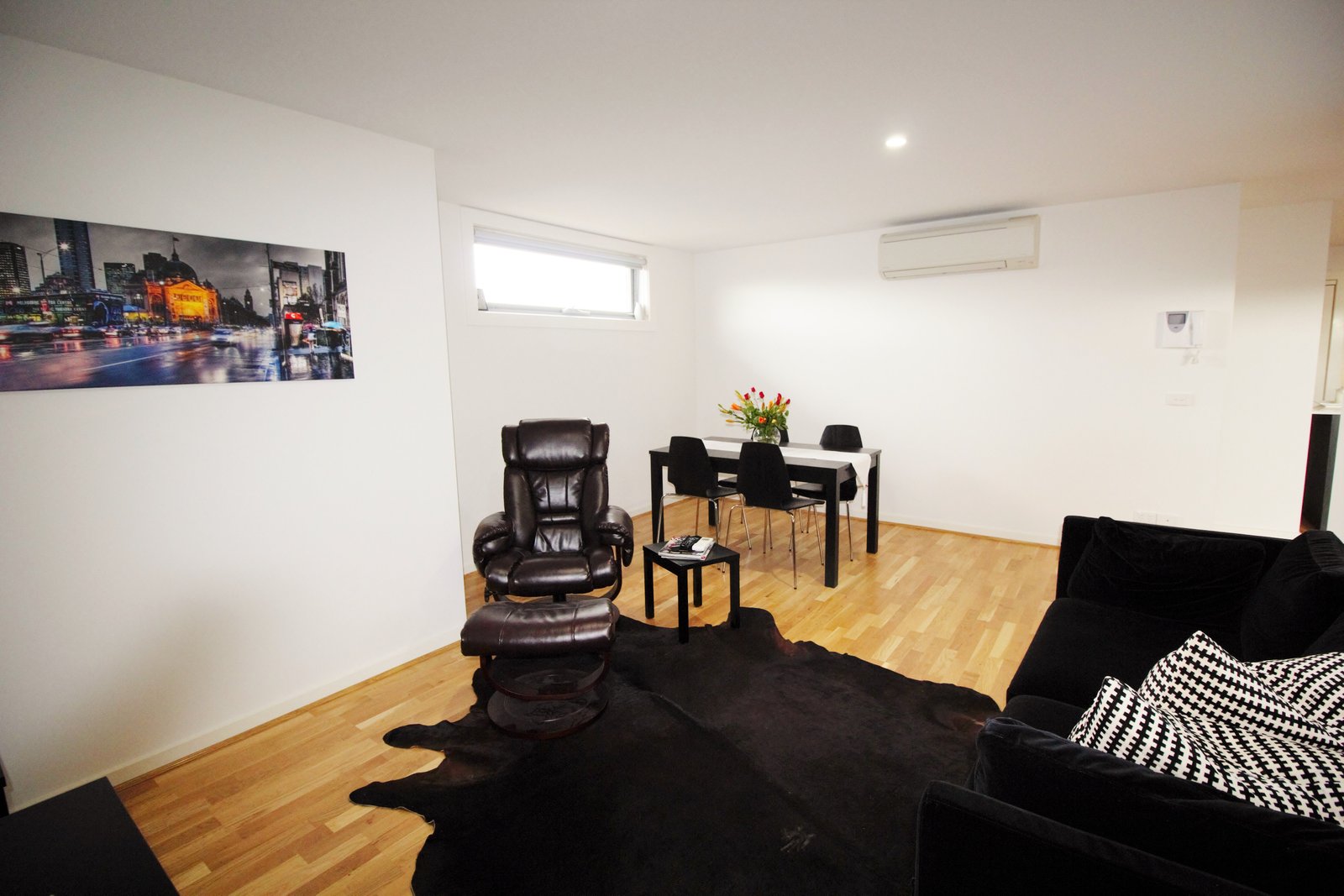 Gallery: 103/1330 Dandenong Road