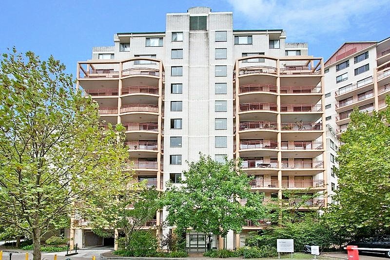 103/15 Herbert Street ST LEONARDS 1