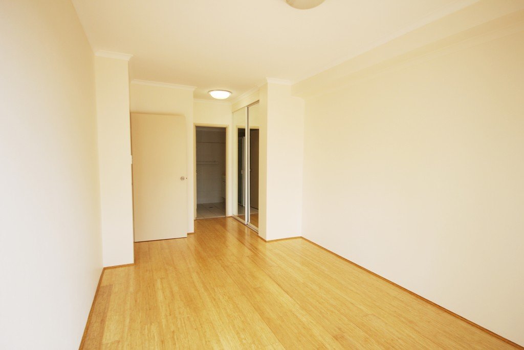 103/15 Herbert Street ST LEONARDS 5