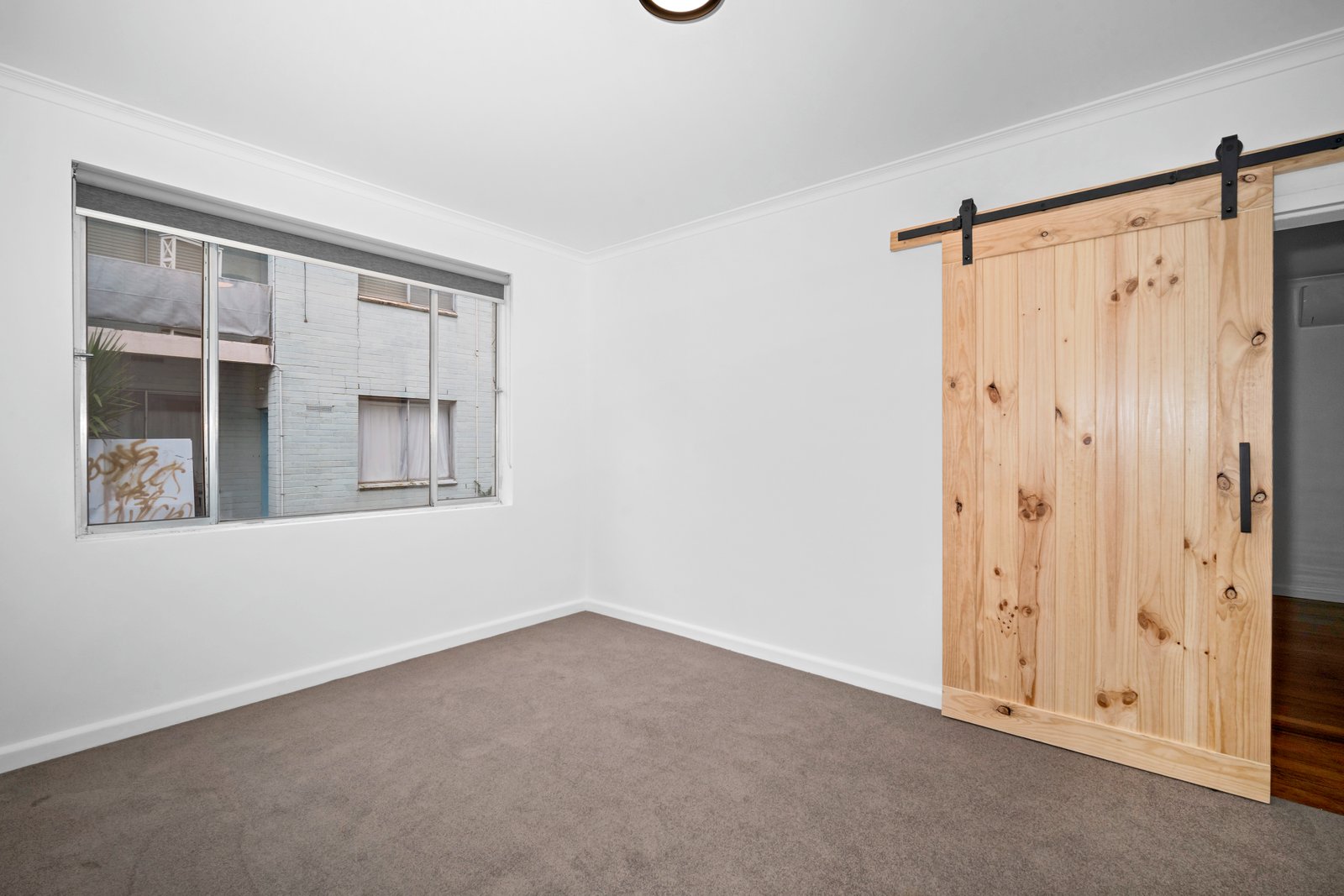 Gallery: 10/318 Lyons Street South