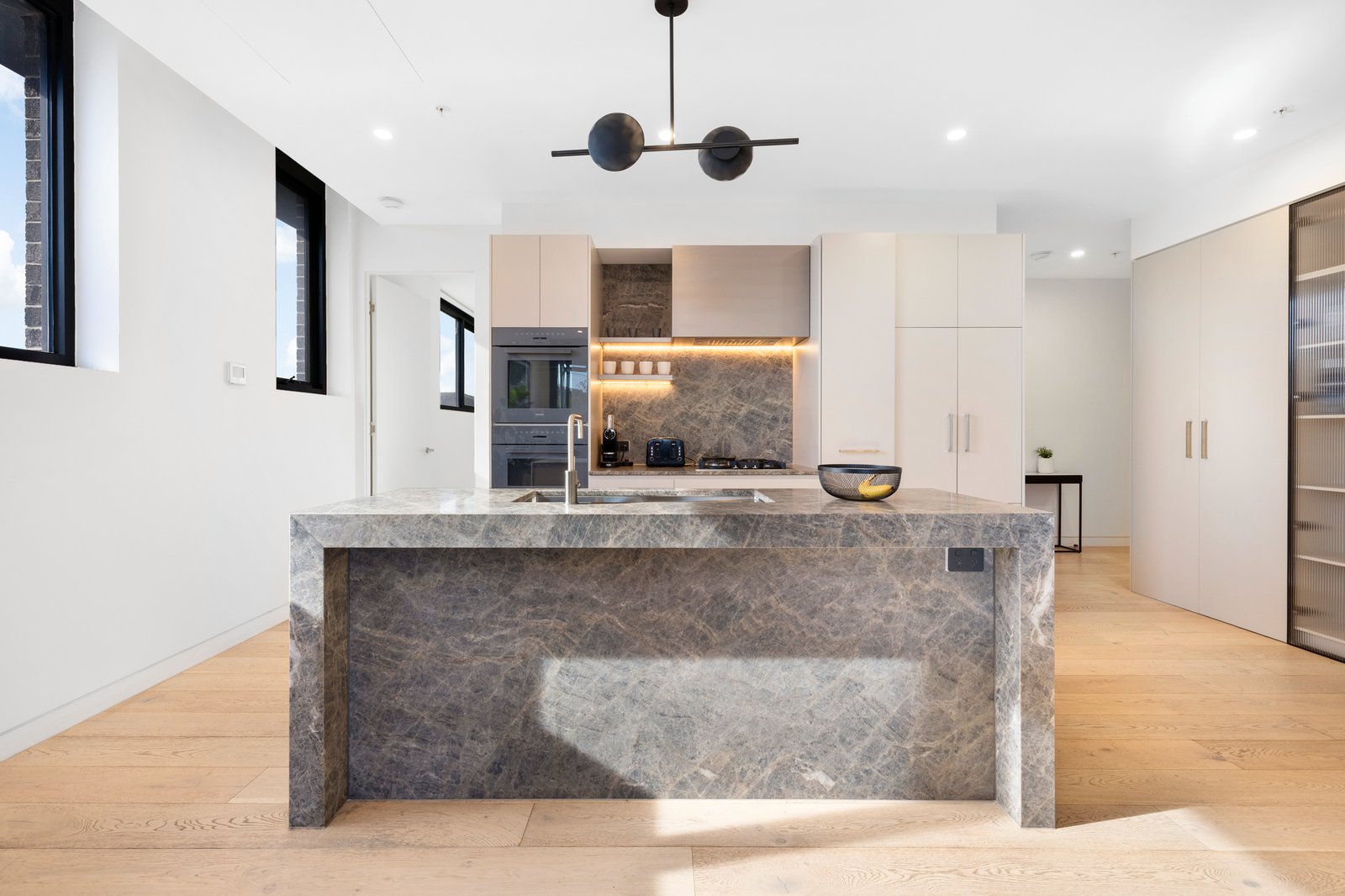 Gallery: 103/184 Huntingdale Road