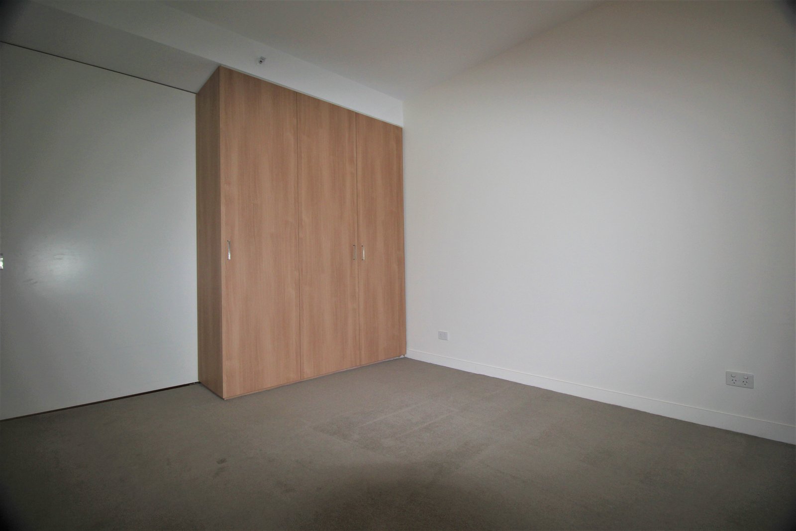 Gallery: 103/253 Waverley Road