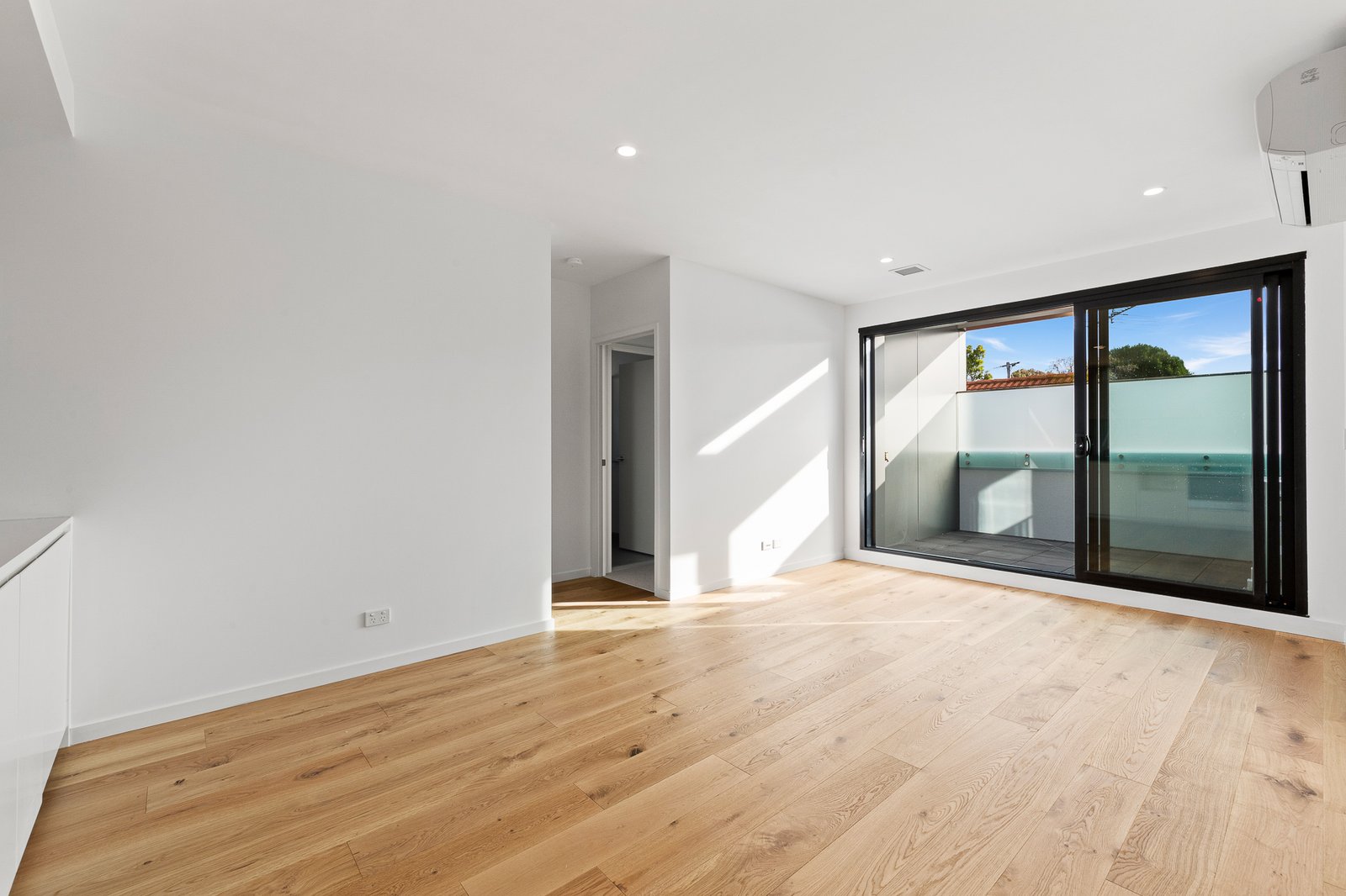 Gallery: 103/27-29 Jasper Road
