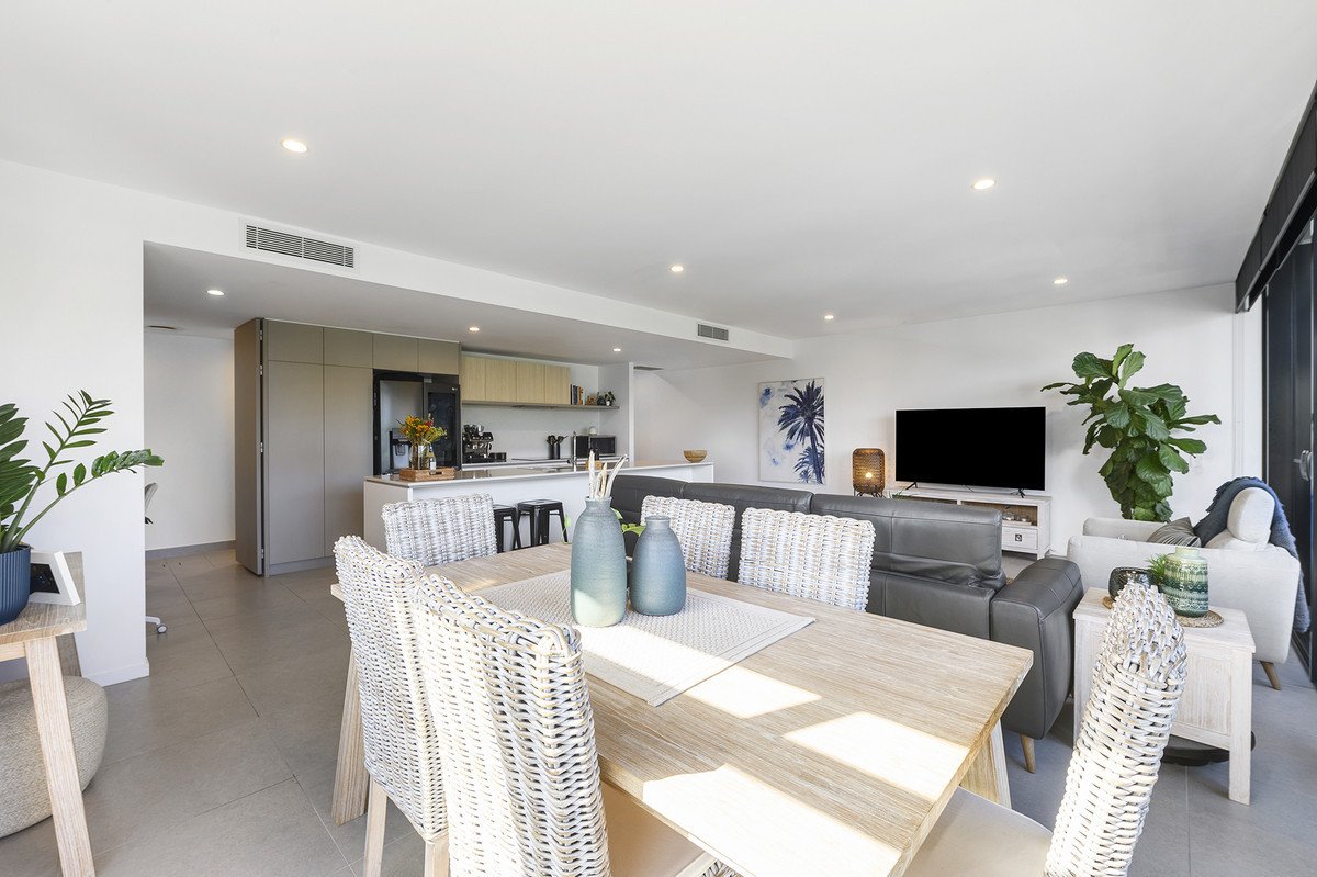 103/3-7 Twenty Fourth Avenue Palm Beach 11