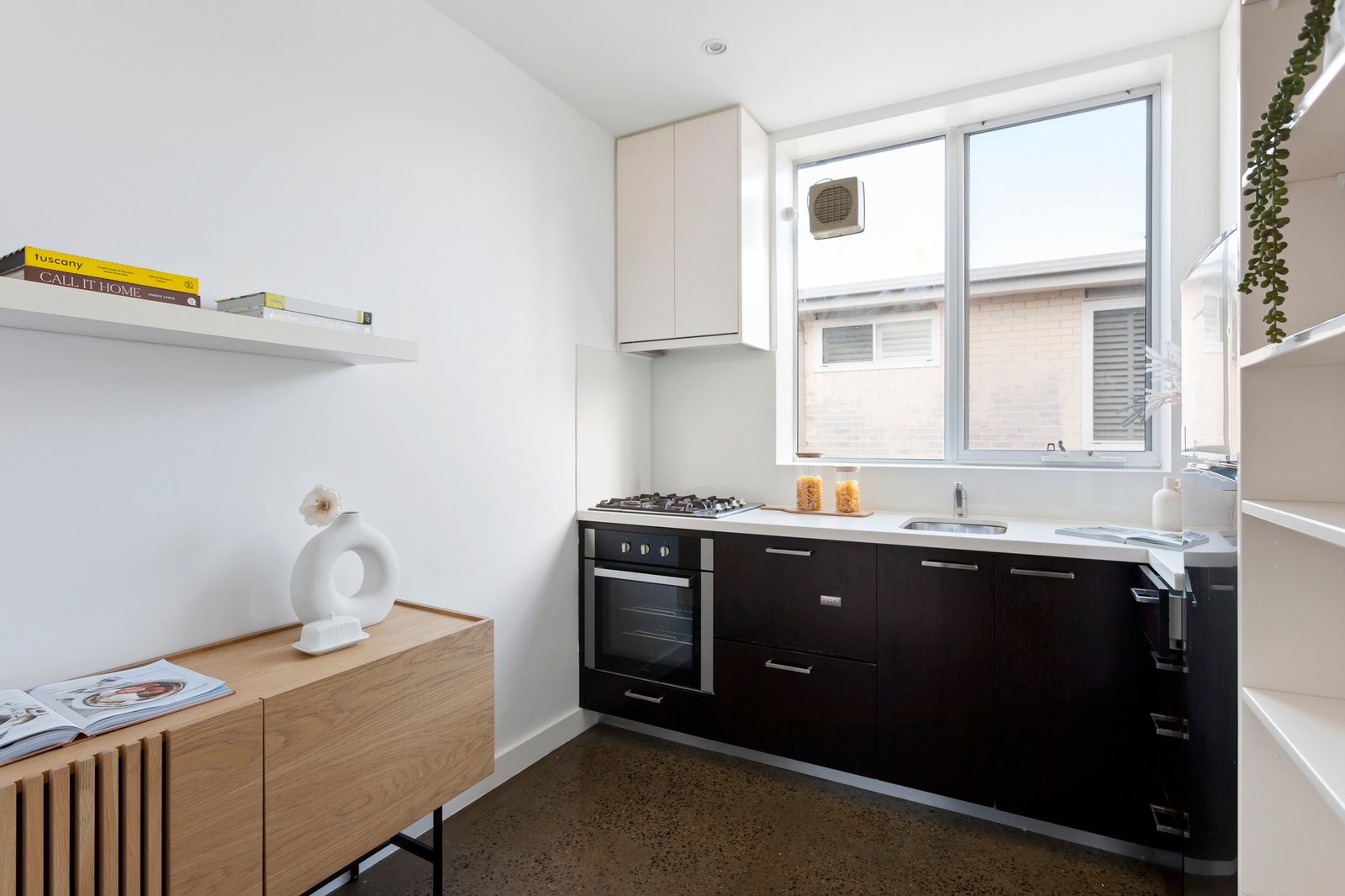 Real Estate and Property in 10/33 Charnwood Road, St Kilda, VIC