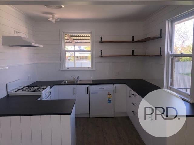 1034 Koonwarra Street NORTH ALBURY 3