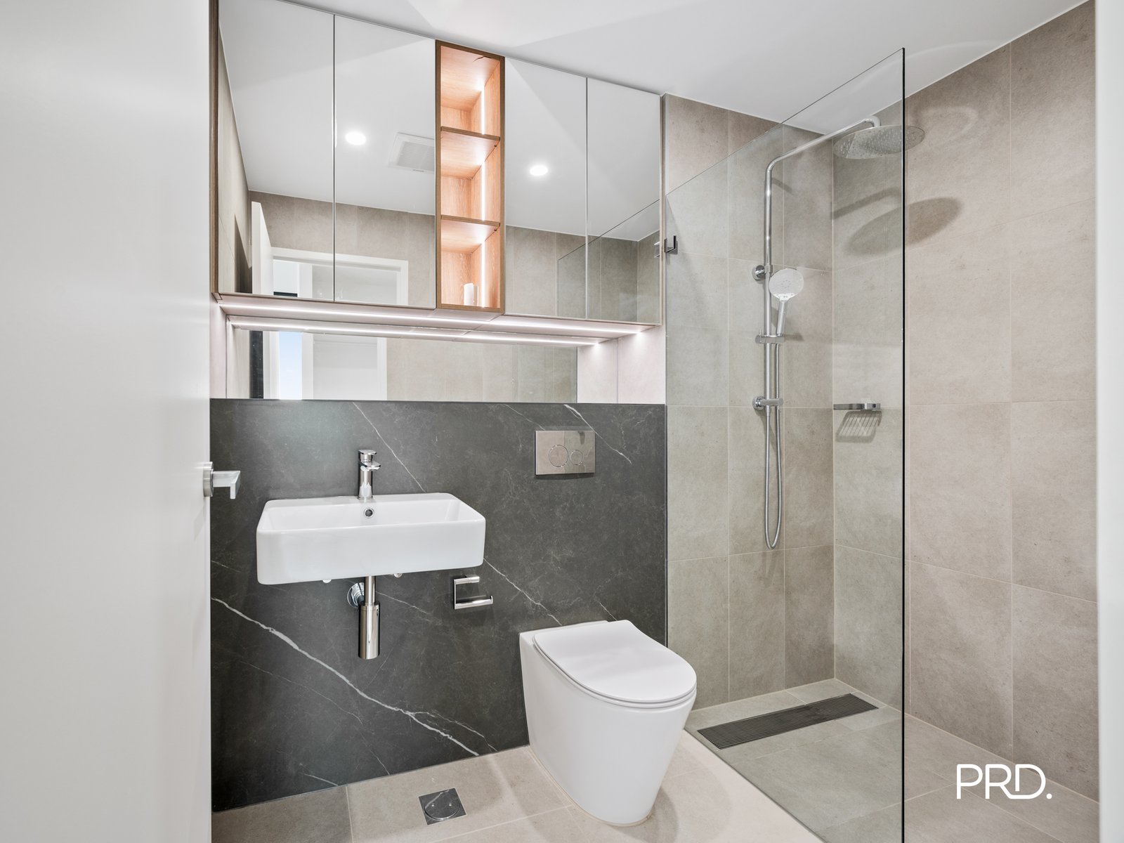 103/4D Retreat Drive PENRITH 13