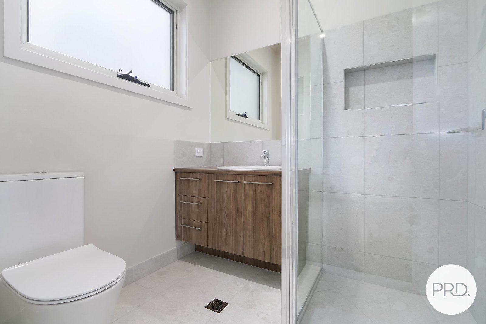 1035 Caratel Street NORTH ALBURY 6