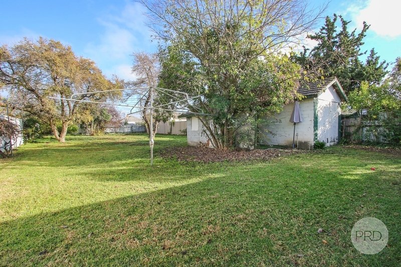 1035 Corella Street NORTH ALBURY 14