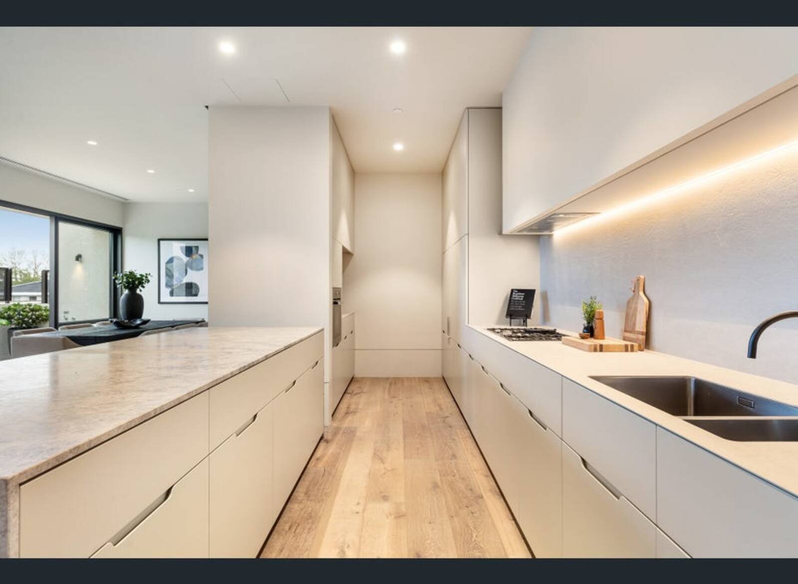 Real Estate and Property in 10/35 Huntingtower Road, Armadale, VIC