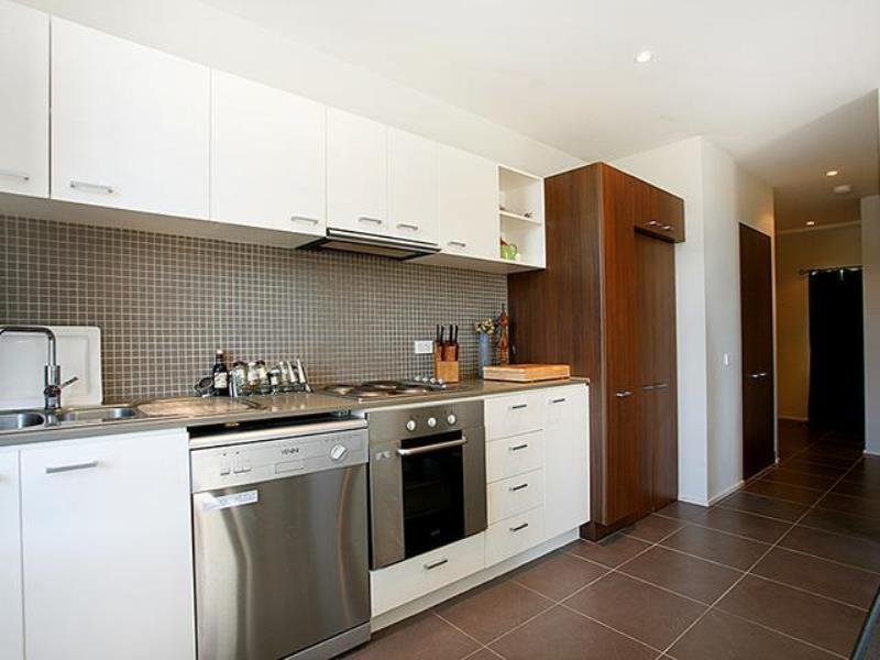 Gallery: 103/58 Ballarat Street