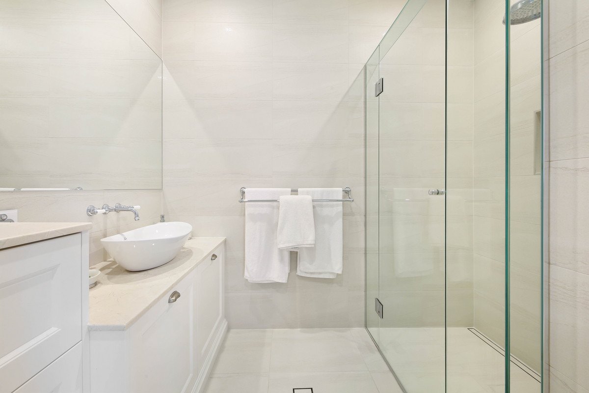 1036 Lakeview Terrace Benowa 29