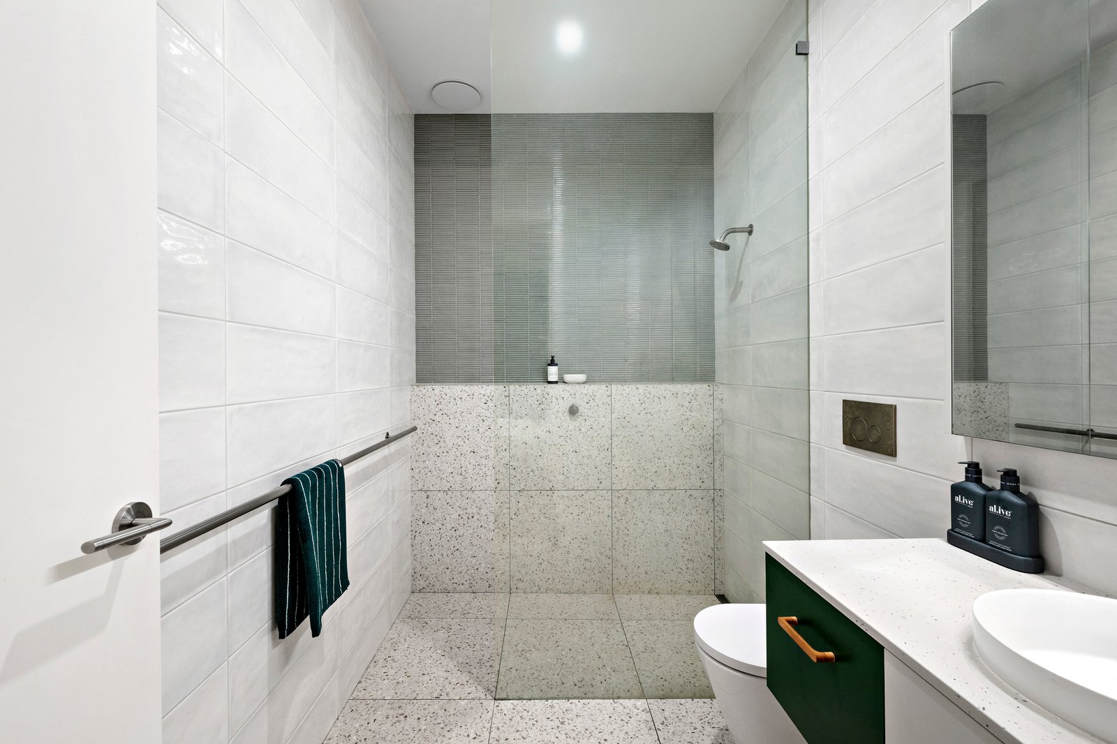 103/65 Wellington Street, St Kilda, 3182