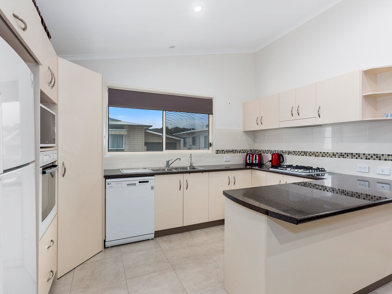 10/369 Pine Creek Way BONVILLE 5
