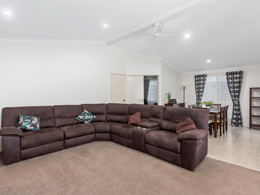 10/369 Pine Creek Way BONVILLE 12