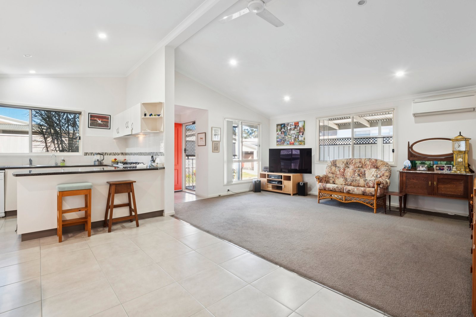 10/369 Pine Creek Way BONVILLE 5