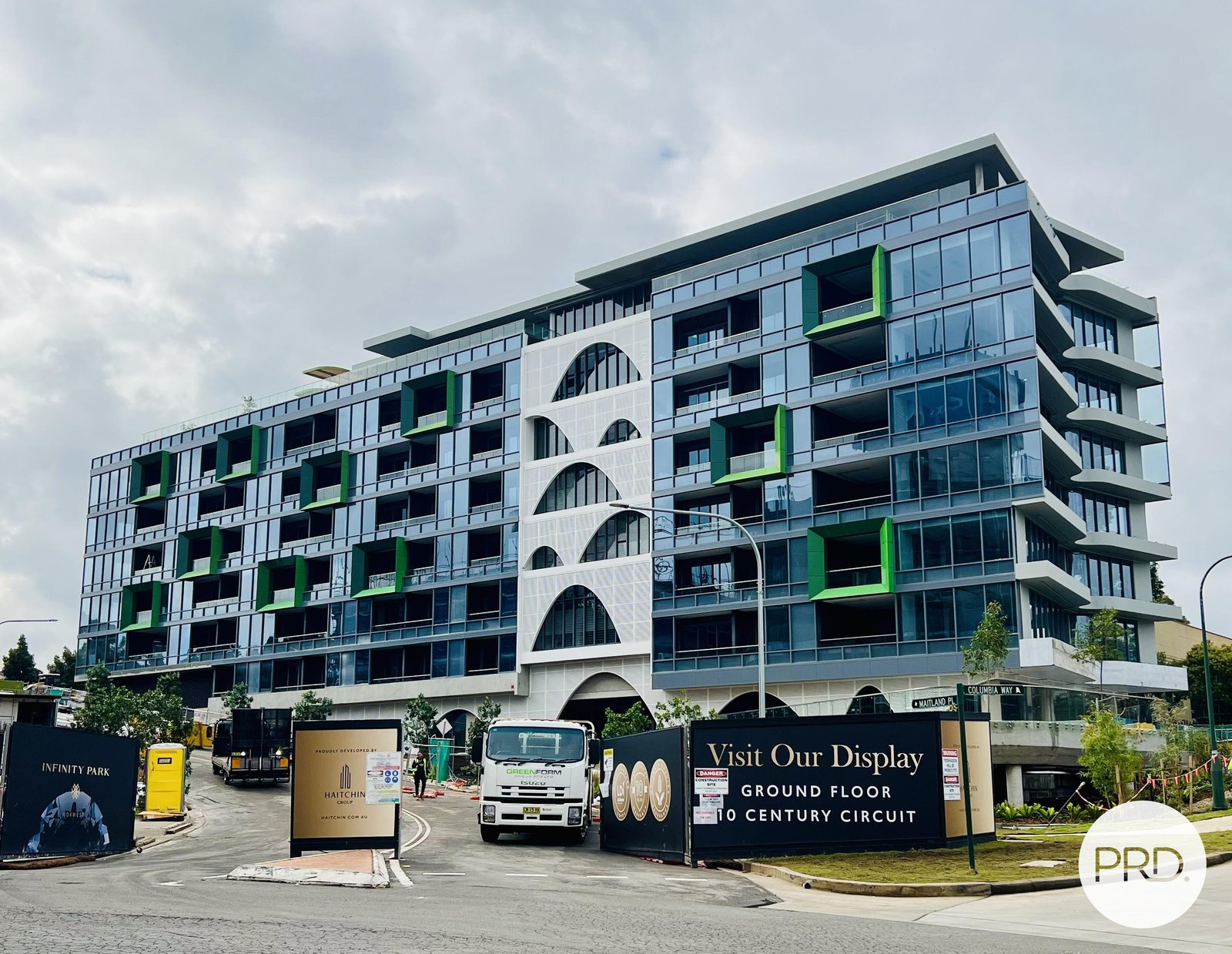 1.03/7 Maitland Place NORWEST 7