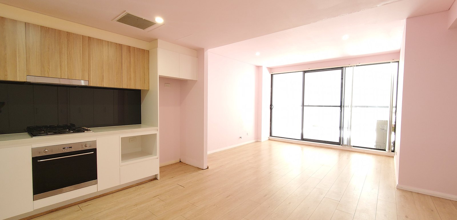 103/74-76 Kitchener Parade BANKSTOWN 2