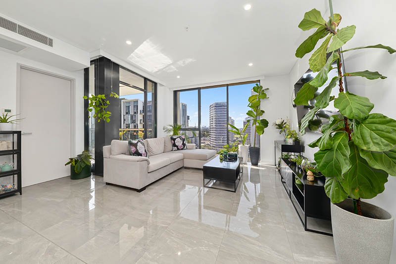 1039/1 Studio Drive EASTGARDENS 2