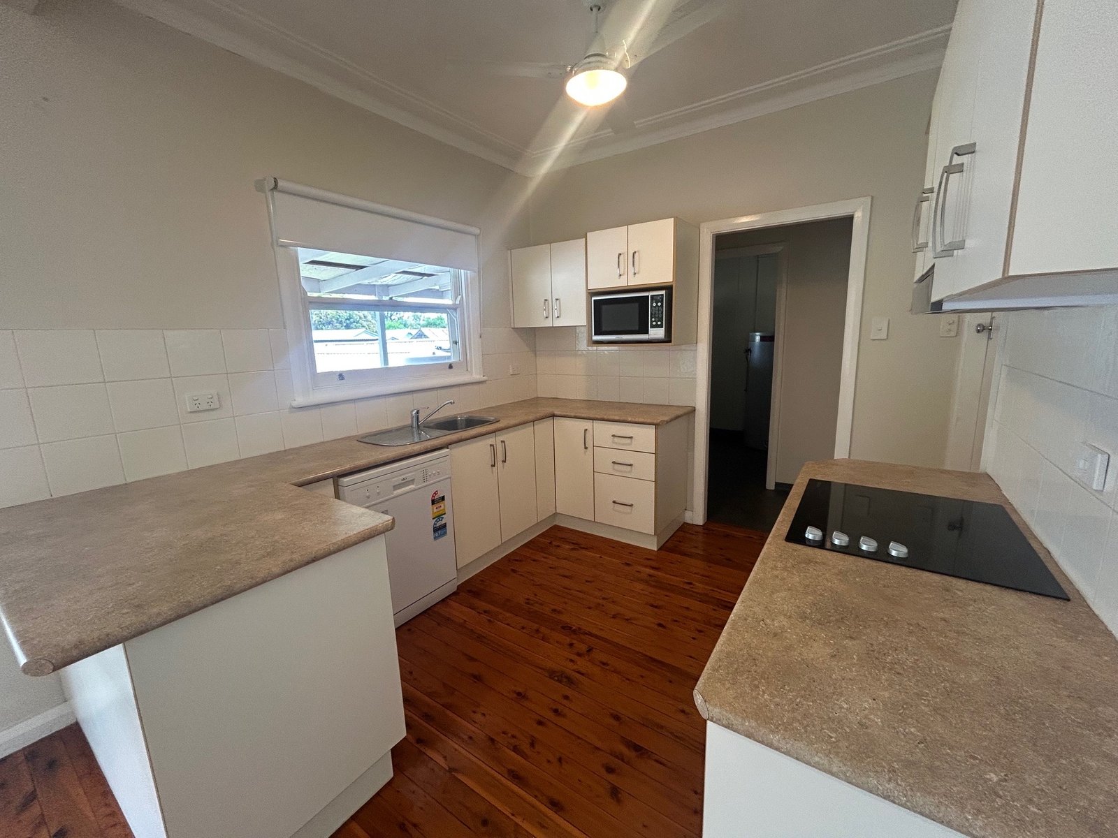 103a Piper Street TAMWORTH 4