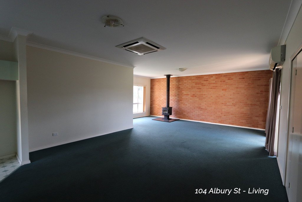 104 Albury Street TUMBARUMBA 3