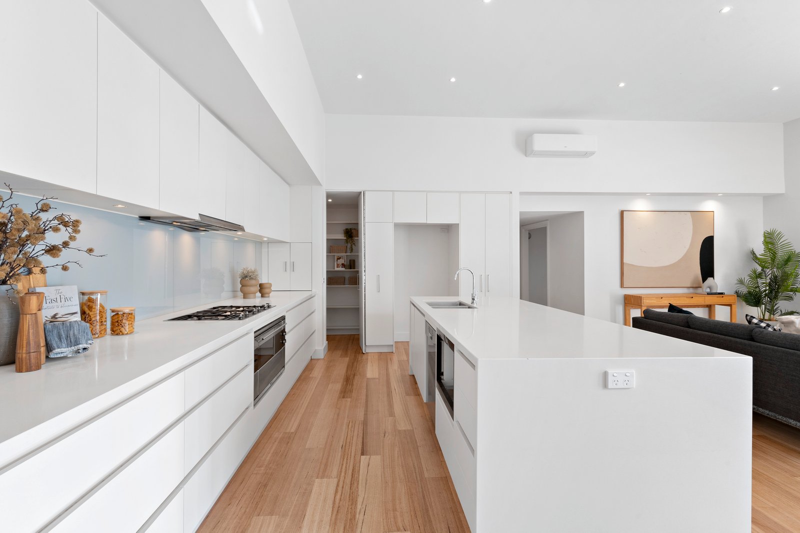 Gallery: 104 Anderson Street