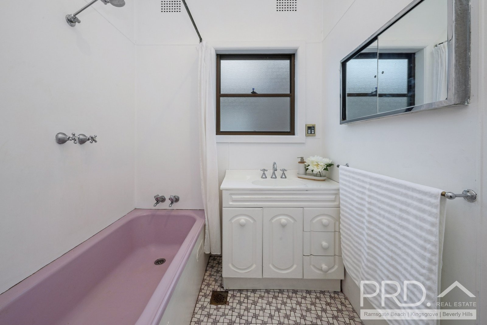 104 Armitree Street KINGSGROVE 8