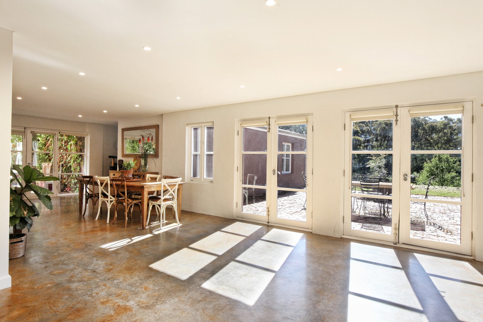 Real Estate and Property in 104 Blackmore Road, Woodend, VIC