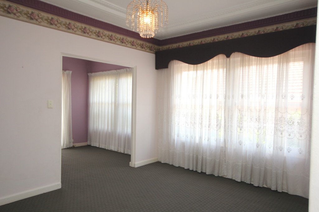 104 Caroline Street KINGSGROVE 4