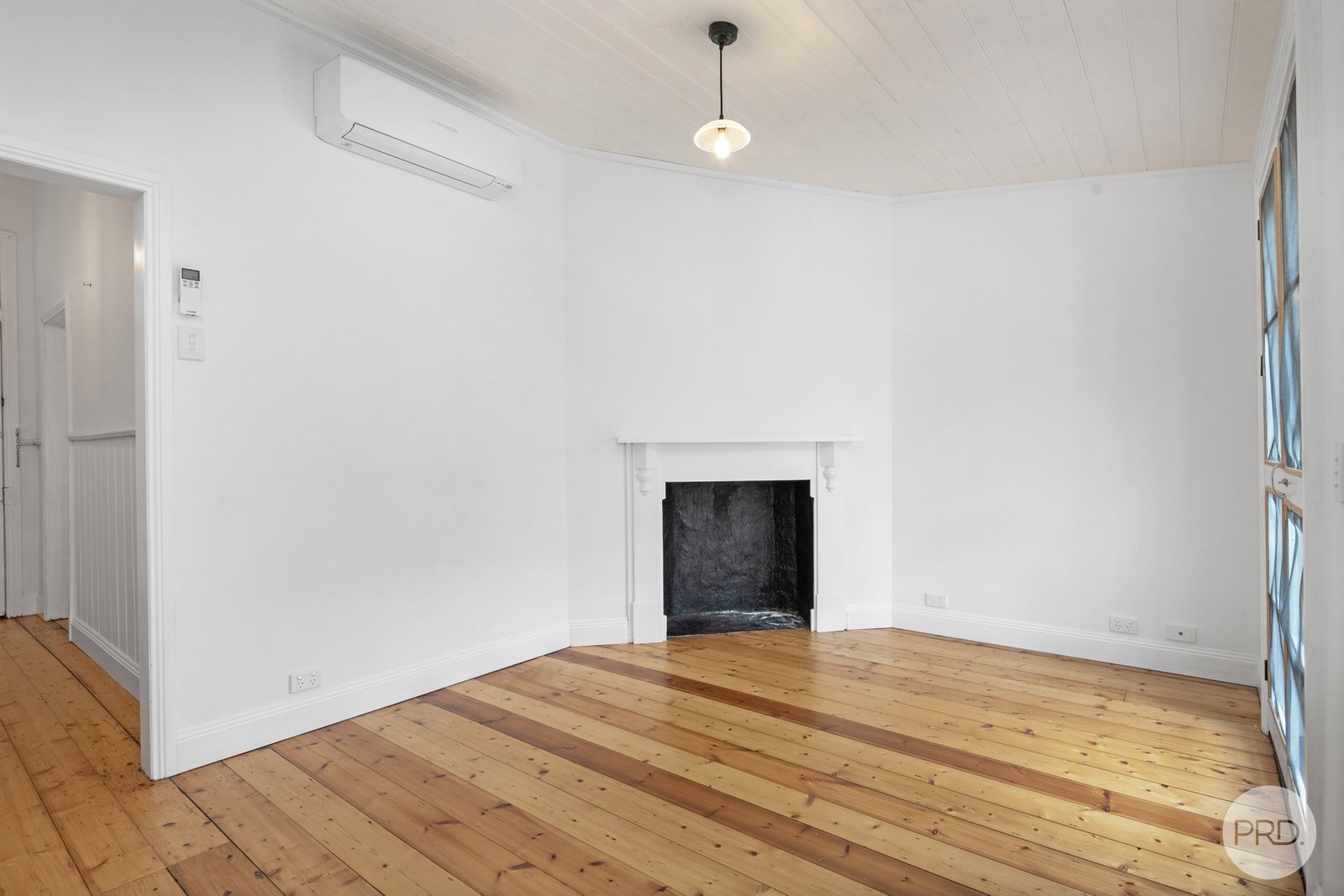 104 Clyde Street SOLDIERS HILL 4