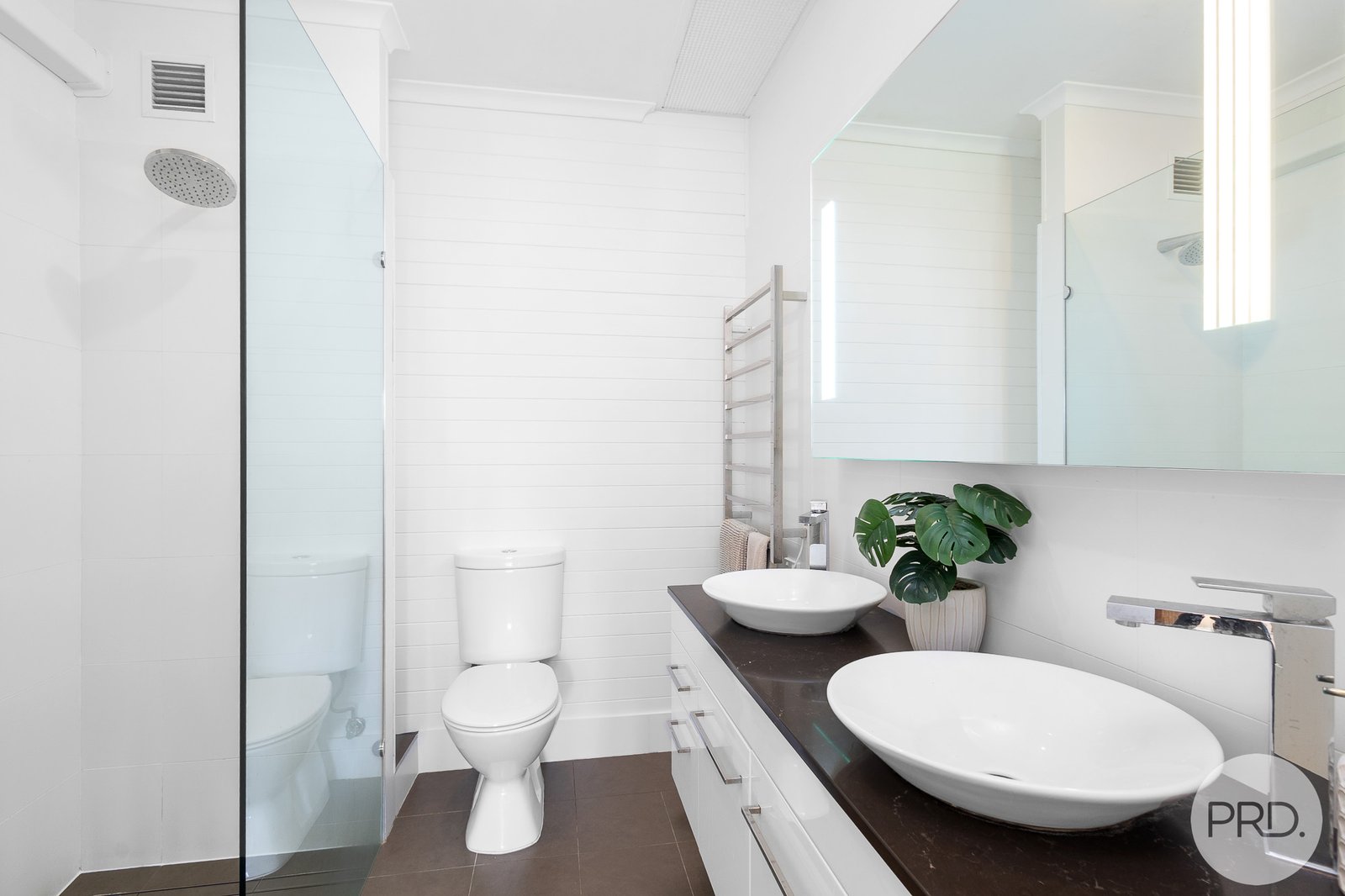 10/4 Cromarty Road SOLDIERS POINT 18