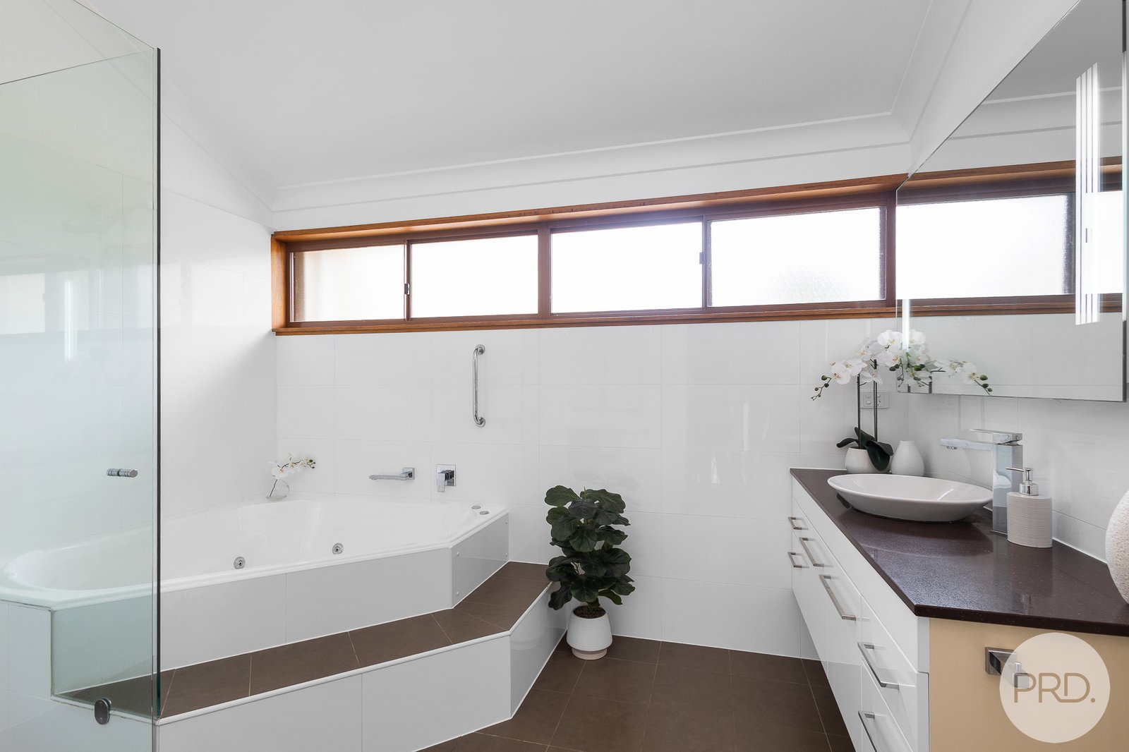 10/4 Cromarty Road SOLDIERS POINT 19