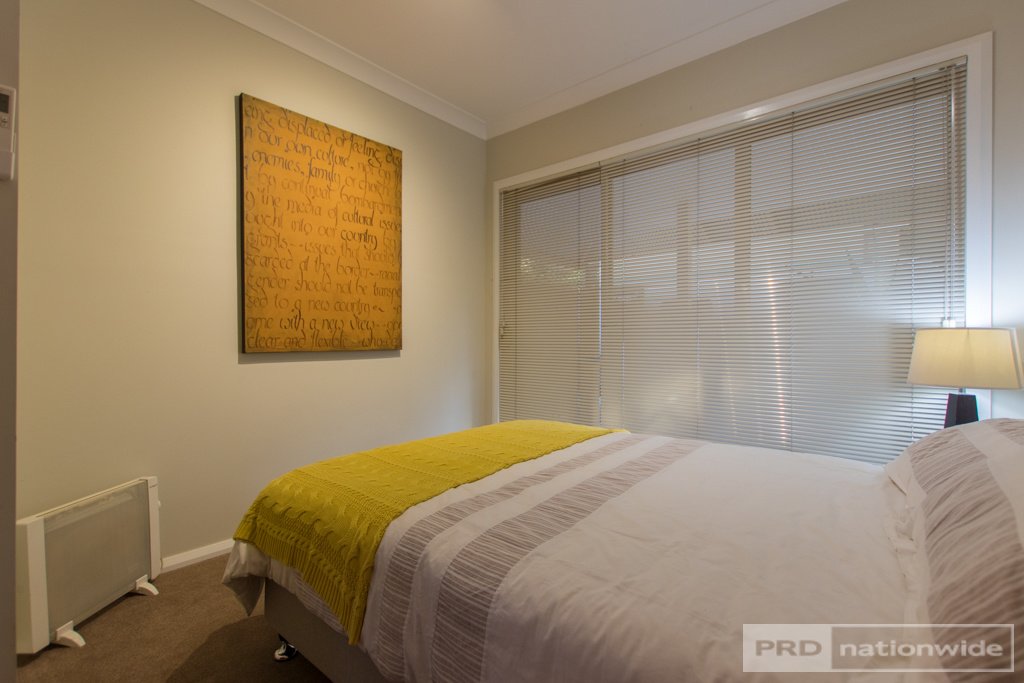 104 Dalhunty Street TUMUT 15