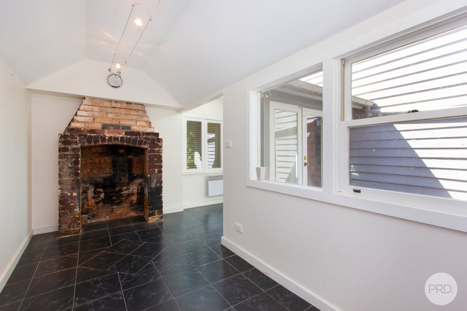 104 Drummond Street South BALLARAT CENTRAL 3