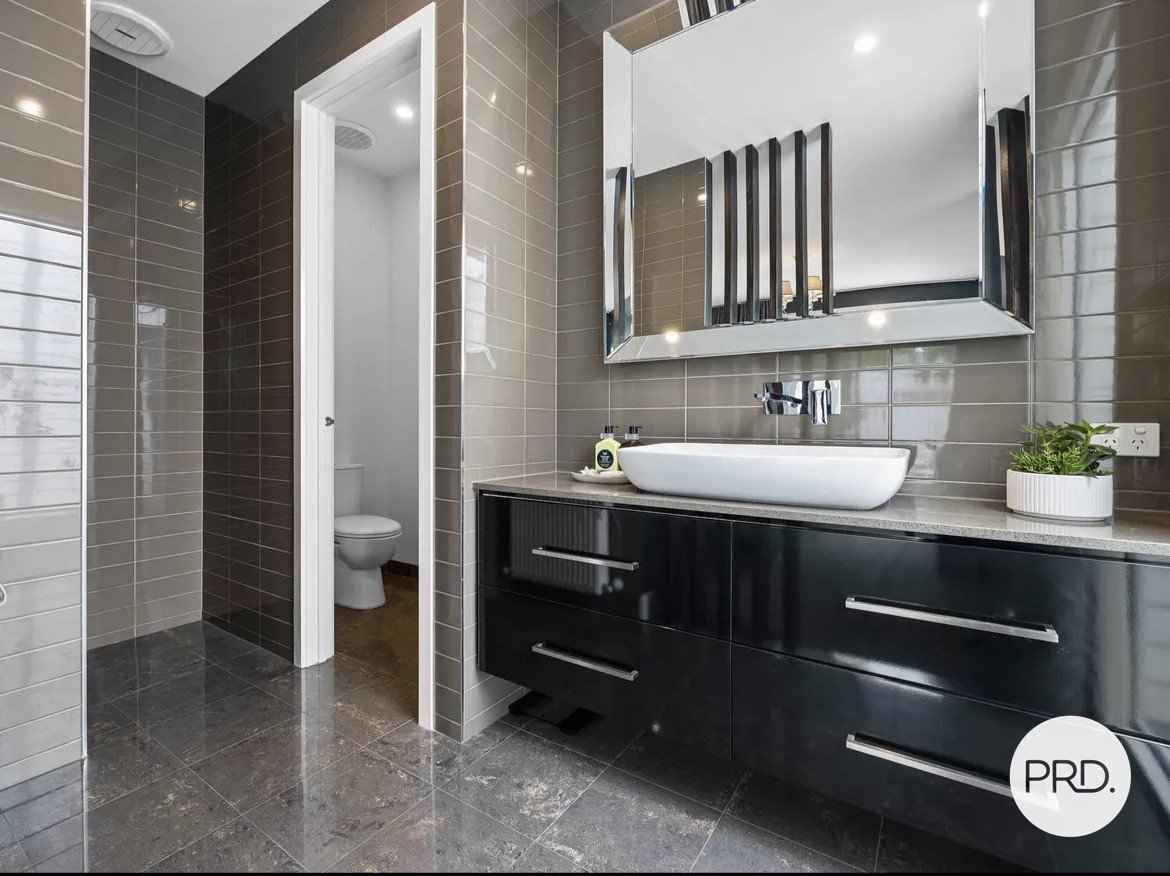 104 Duncan Street LAKE WENDOUREE 21