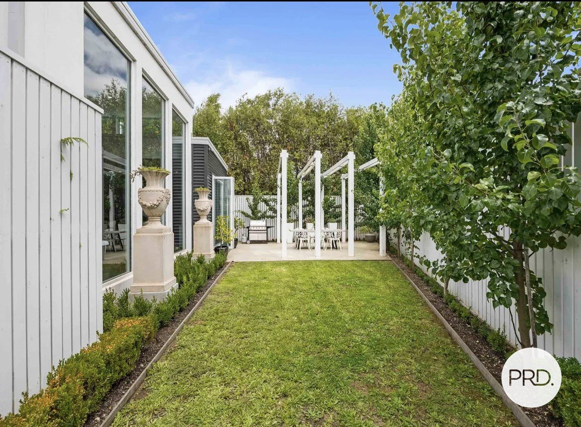 104 Duncan Street LAKE WENDOUREE 29