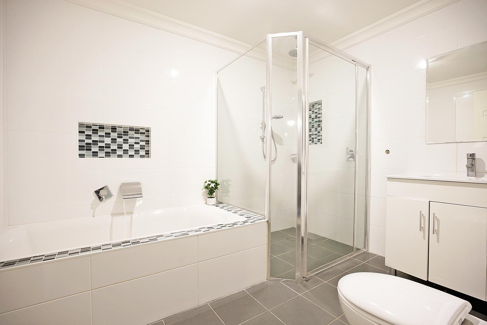 104 Henry Lawson Avenue WERRINGTON COUNTY 13