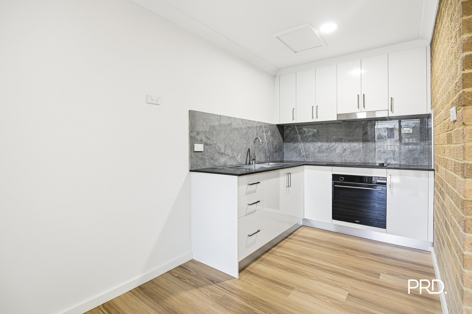 10/4 John Tipping Grove Penrith 5