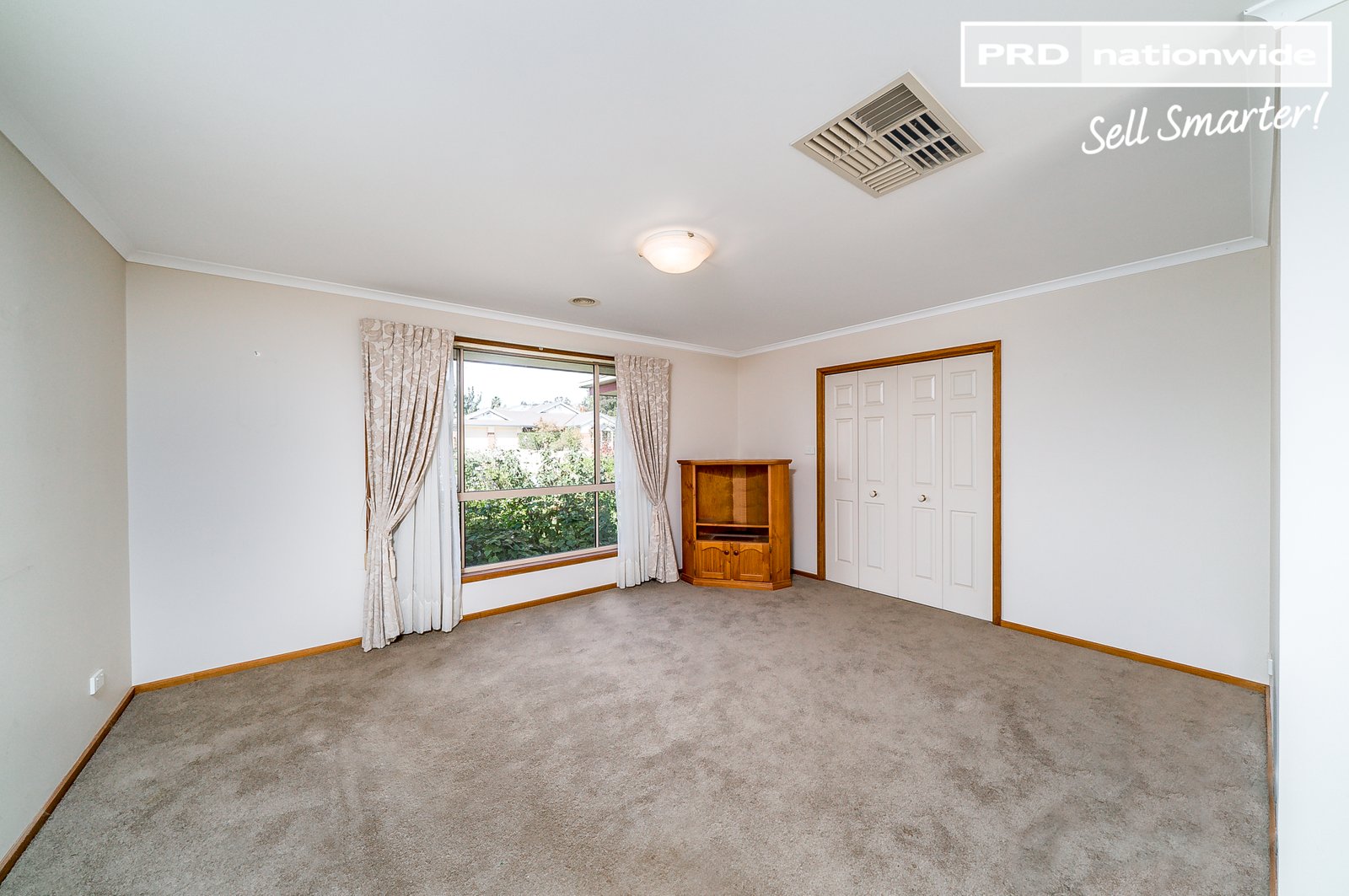 104 Kaloona Drive BOURKELANDS 8