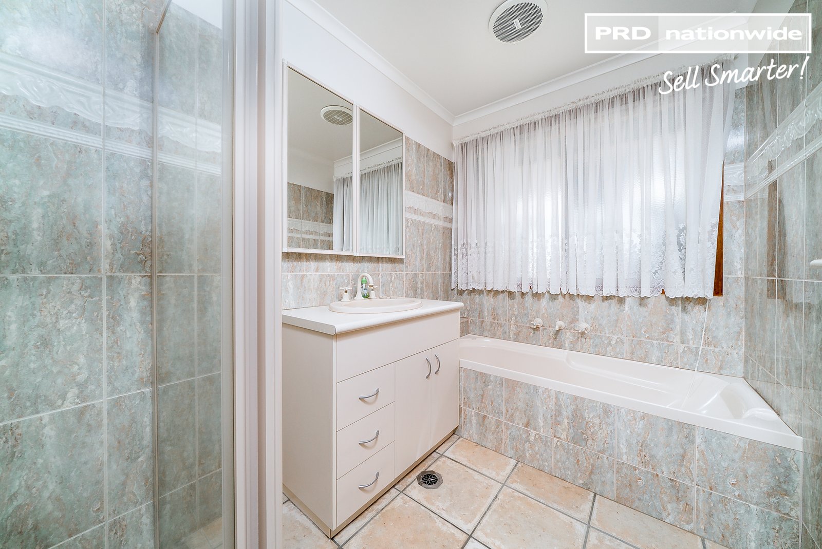 104 Kaloona Drive BOURKELANDS 10