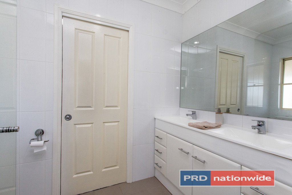 104 Kestrel Way YARRAMUNDI 14