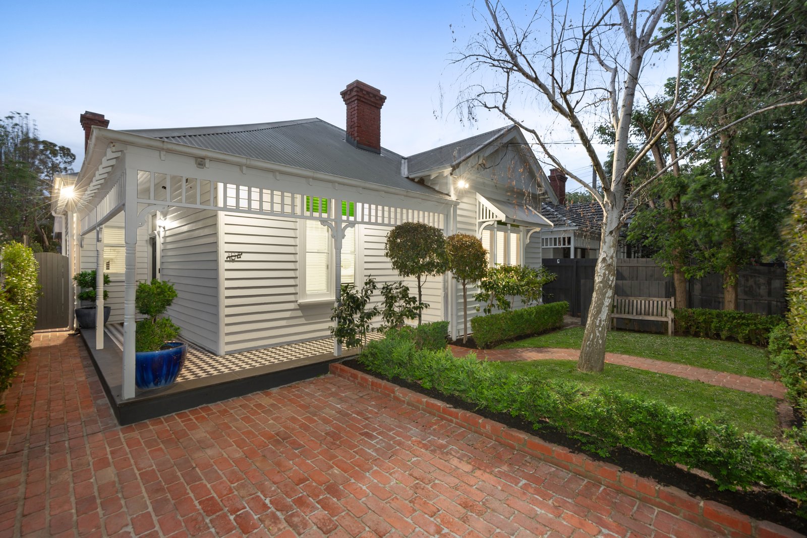 Gallery: 104 Martin Street
