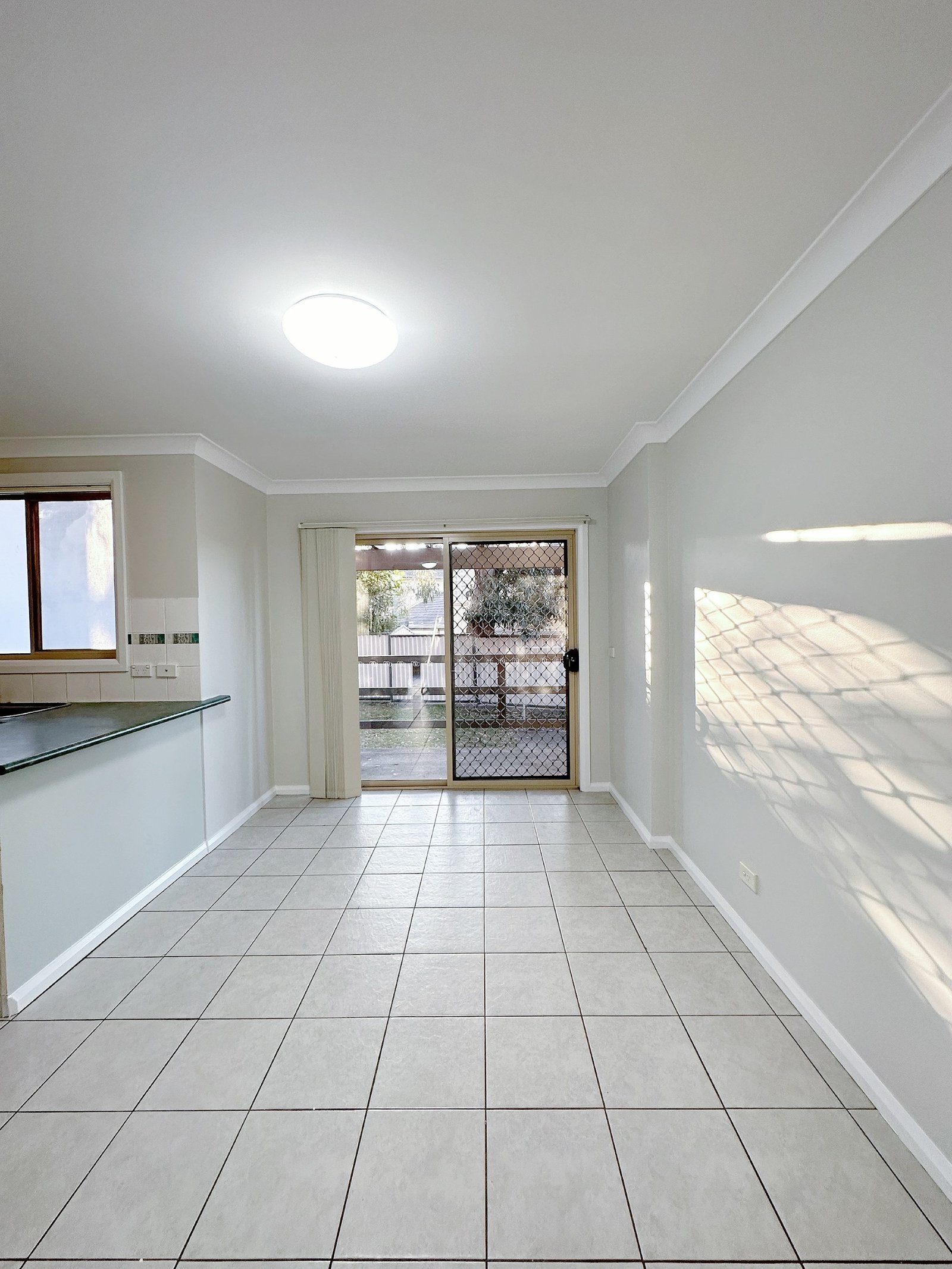 10/4 Myall Road CASULA 3