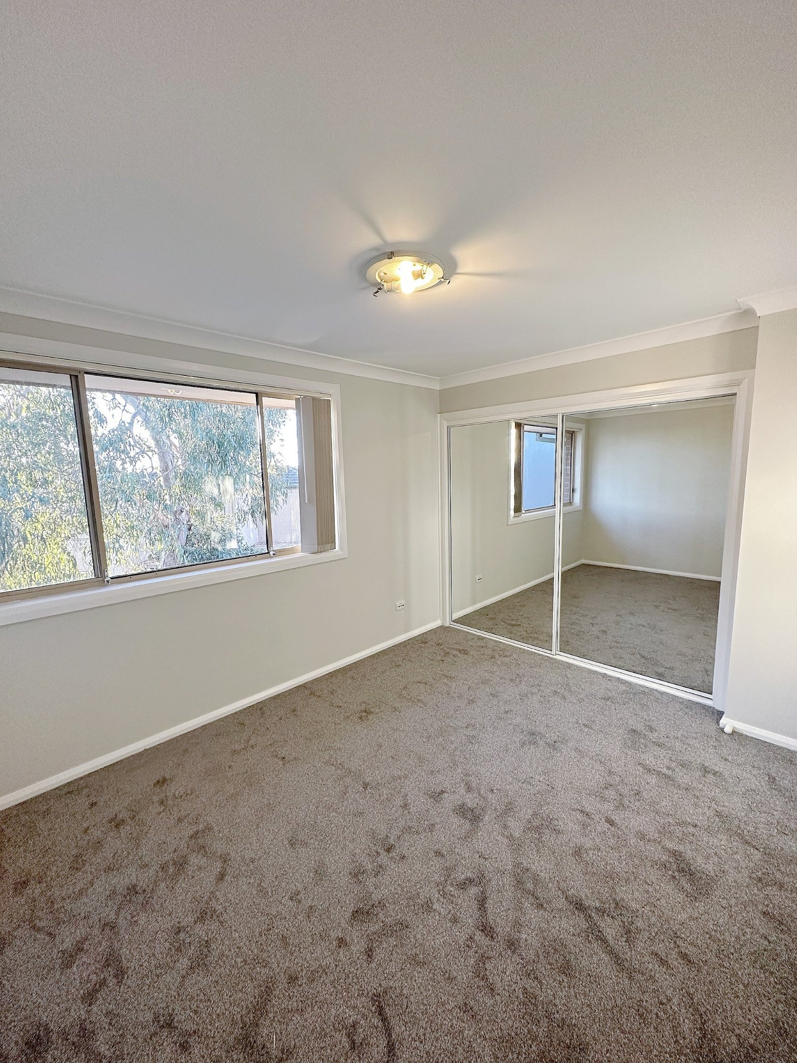 10/4 Myall Road CASULA 9