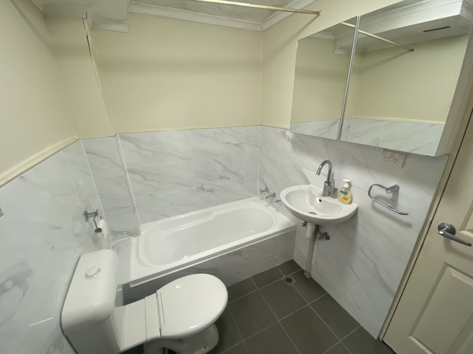 10/4 Nagle Street LIVERPOOL 7